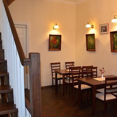 Hotel MP Lviv Buitenkant foto